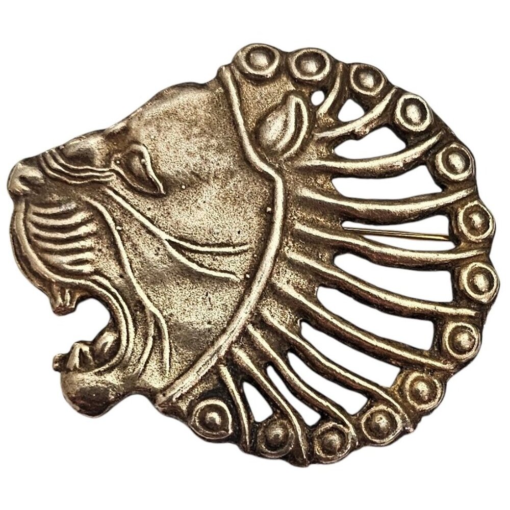 The Metropolitan Museum Of Art Lion Repro Brooch Signed, J64